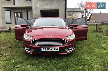 Седан Ford Fusion 2016 в 