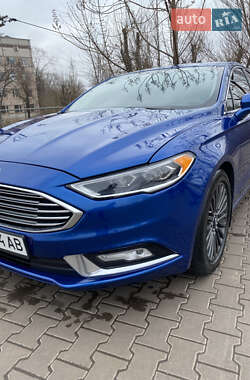 Седан Ford Fusion 2016 в 