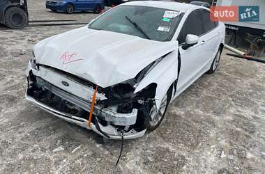 Ford Fusion 2020