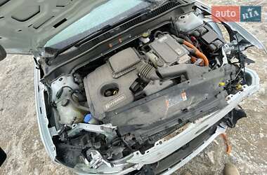 Седан Ford Fusion 2020 в 