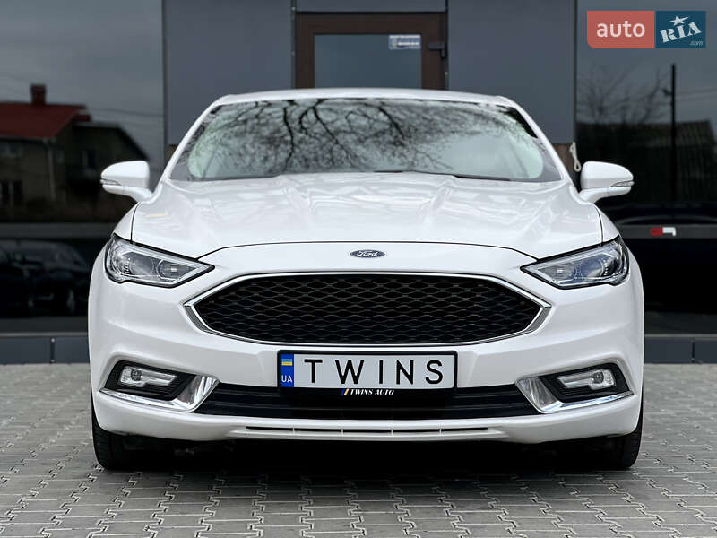 Седан Ford Fusion 2017 в Одесі