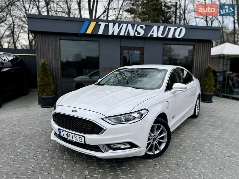 Седан Ford Fusion 2017 в Одесі