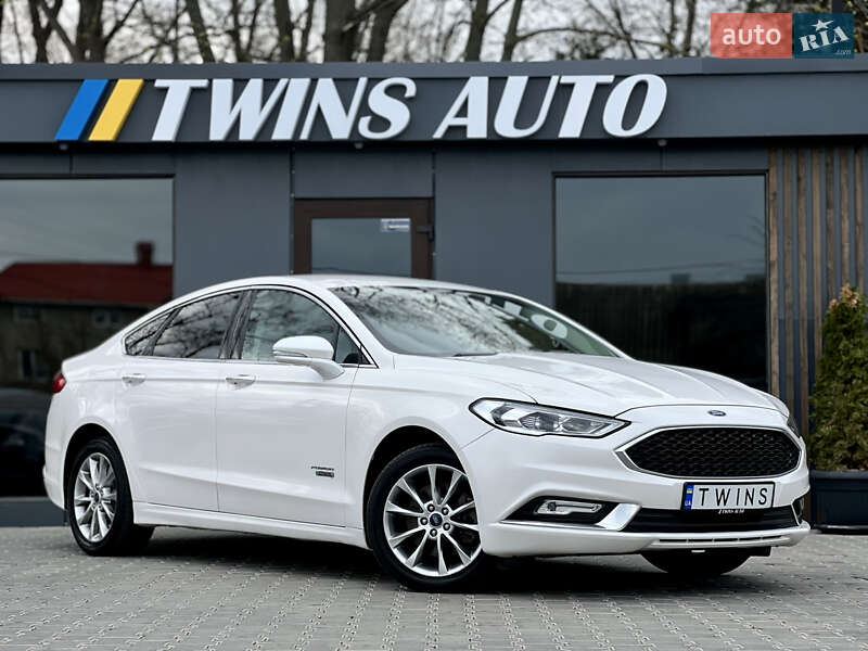 Седан Ford Fusion 2017 в Одесі