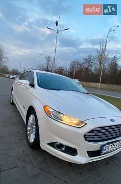 Седан Ford Fusion 2014 в 