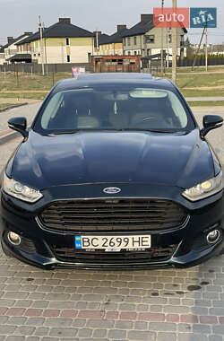 Седан Ford Fusion 2013 в Львове