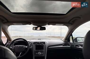 Седан Ford Fusion 2020 в 