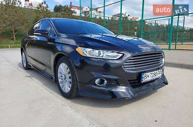 Седан Ford Fusion 2013 в 