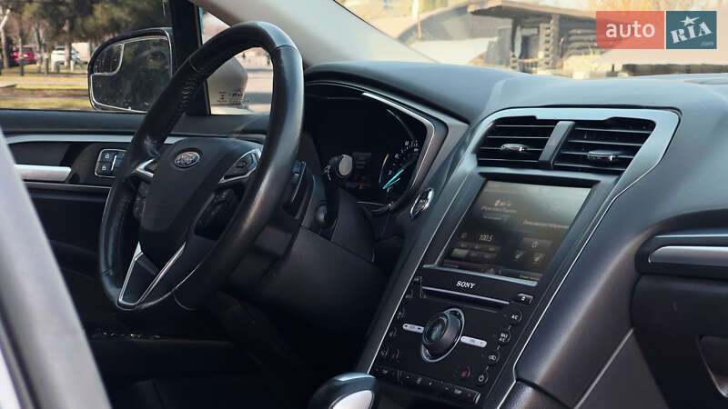 Седан Ford Fusion 2016 в Дніпрі