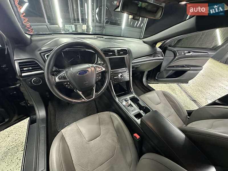 Седан Ford Fusion 2017 в Кривому Розі