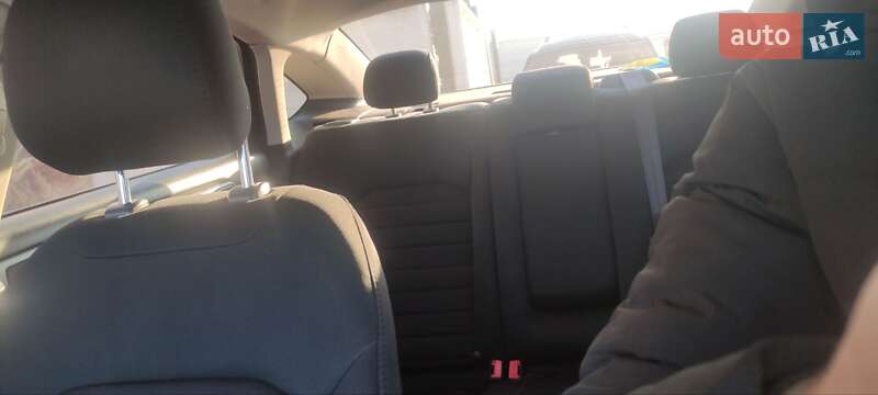 Седан Ford Fusion 2013 в Ровно
