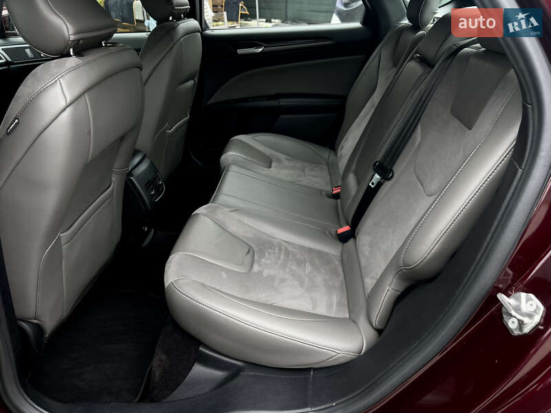 Седан Ford Fusion 2017 в Одессе