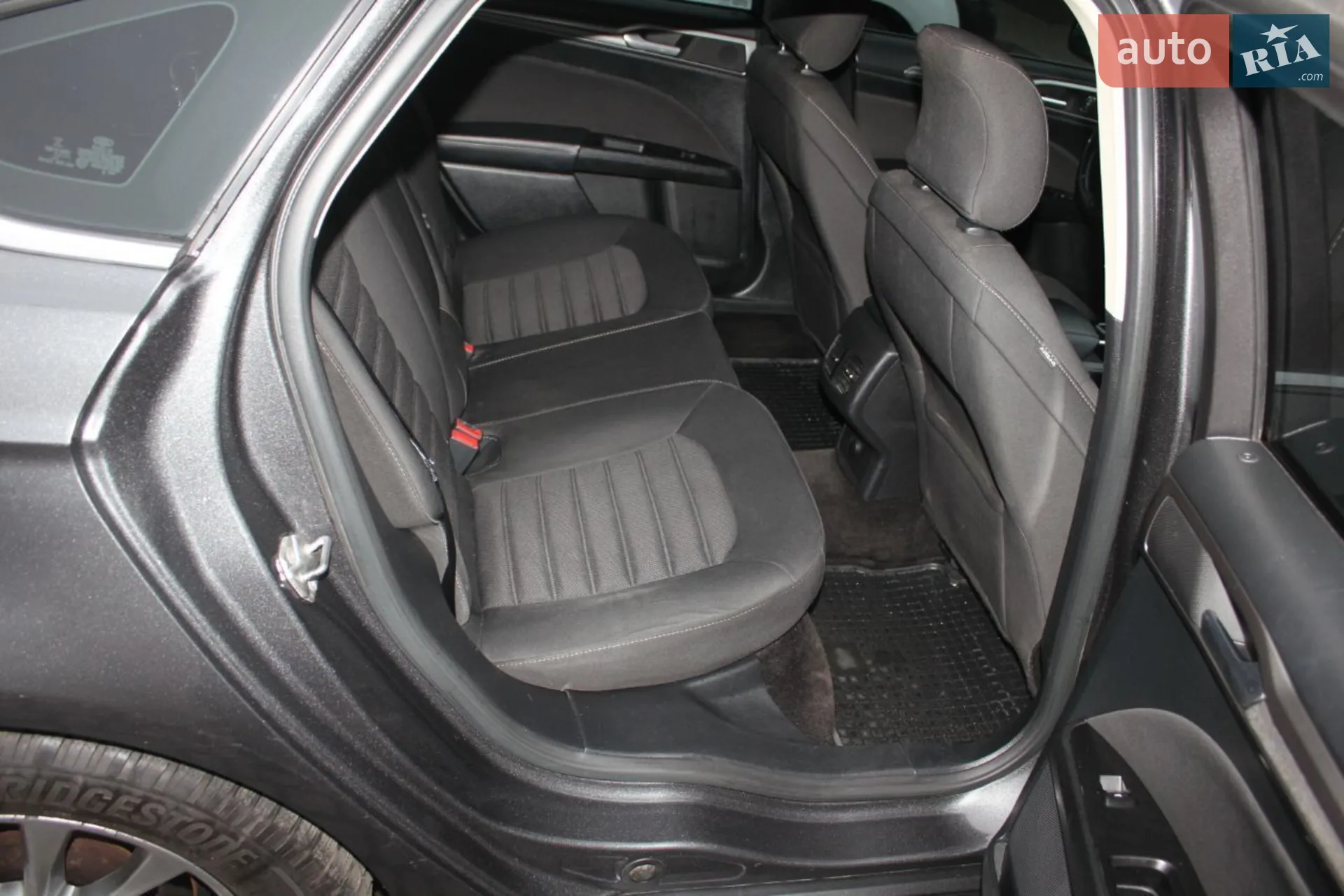 2016 Ford Fusion - мініатюра 21
