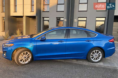 Седан Ford Fusion 2019 в Киеве