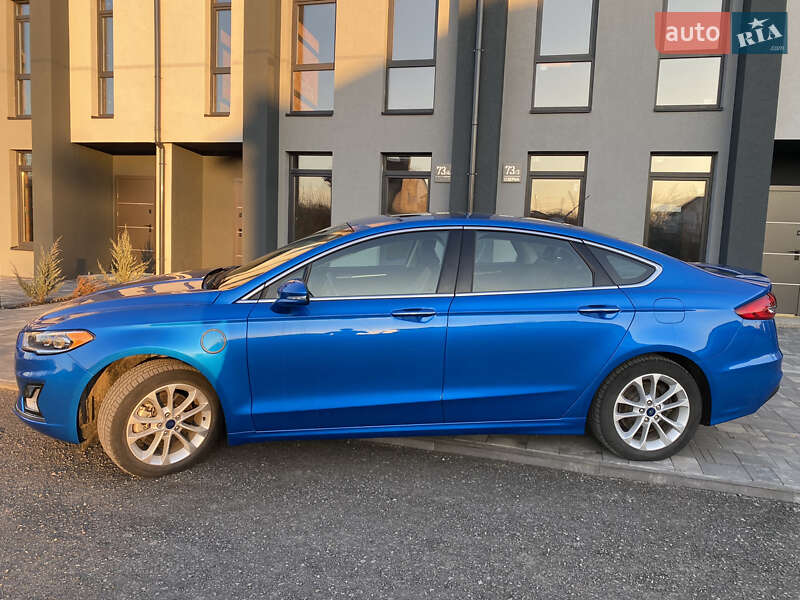 Седан Ford Fusion 2019 в Киеве фото 24 Седан Ford Fusion 2019 в Киеве