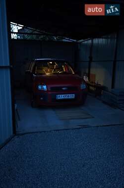 Хэтчбек Ford Fusion 2008 в 
