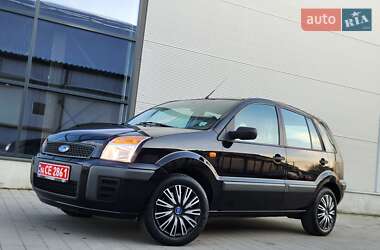 Хэтчбек Ford Fusion 2008 в 