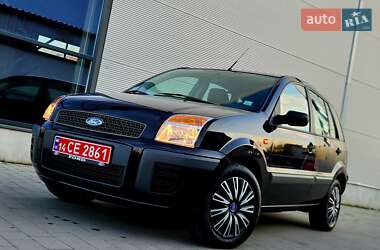 Хэтчбек Ford Fusion 2008 в 