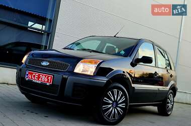 Хэтчбек Ford Fusion 2008 в 