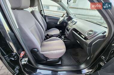 Хэтчбек Ford Fusion 2008 в 