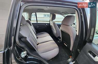 Хэтчбек Ford Fusion 2008 в 