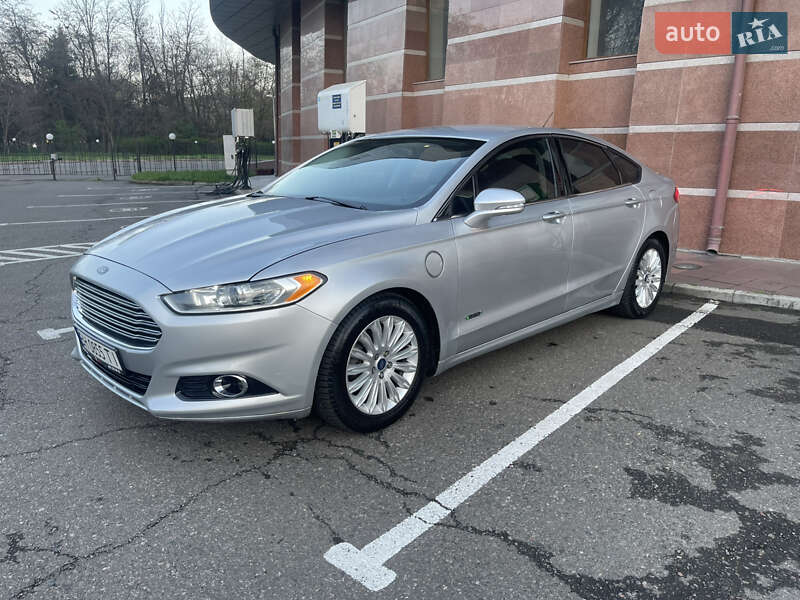 Ford Fusion 2013
