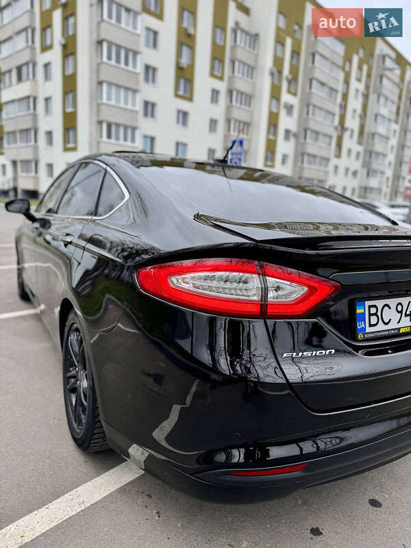 Седан Ford Fusion 2015 в Киеве