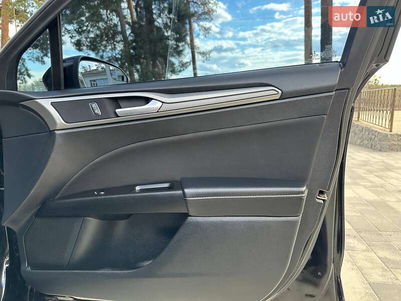 Седан Ford Fusion 2017 в Ахтырке фото 59 Седан Ford Fusion 2017 в Ахтырке