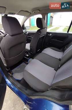 Хэтчбек Ford Fusion 2007 в 
