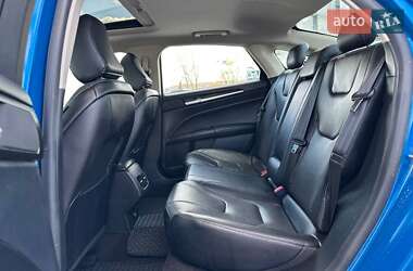 Седан Ford Fusion 2020 в 
