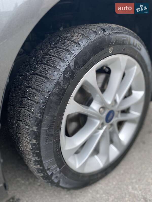 Седан Ford Fusion 2016 в Харькове