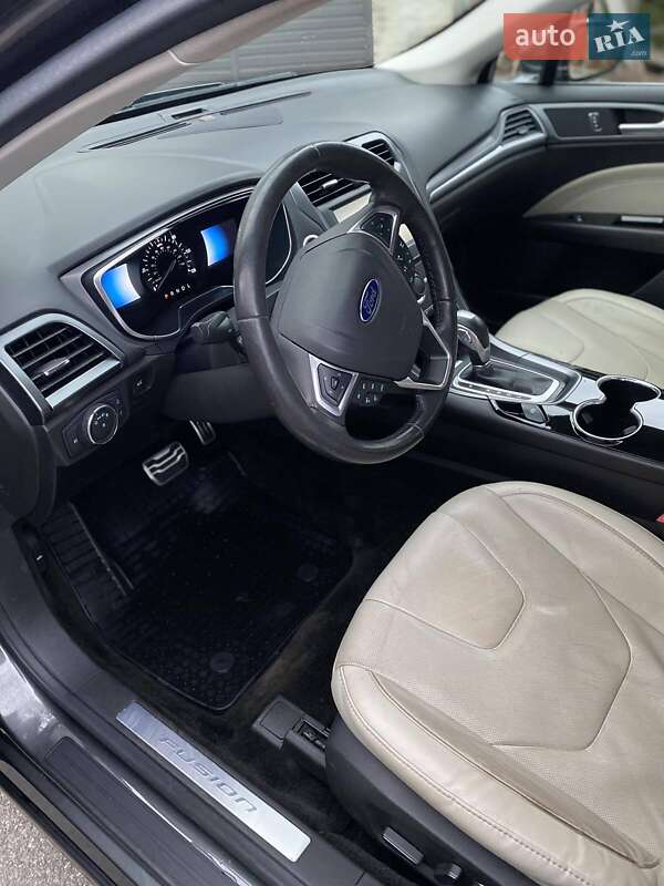 Седан Ford Fusion 2016 в Харькове