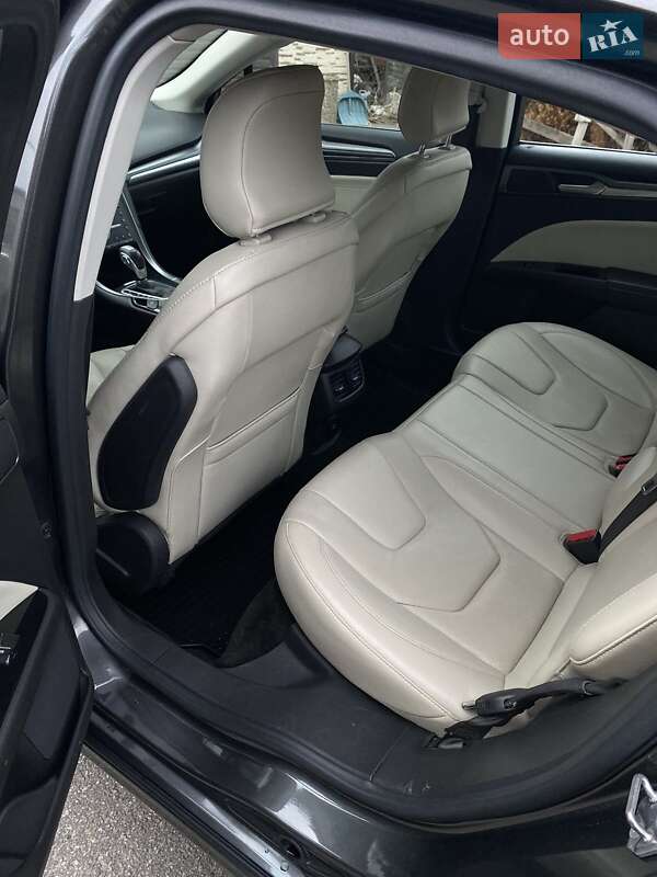 Седан Ford Fusion 2016 в Харькове