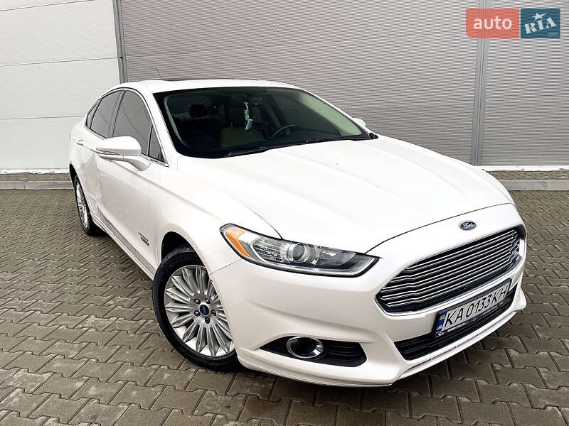 Седан Ford Fusion 2013 в Киеве