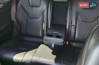 Седан Ford Fusion 2013 в 