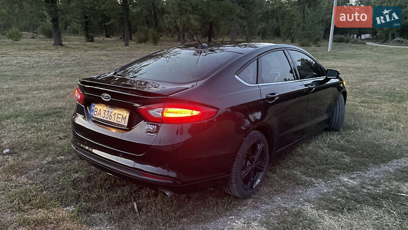 Седан Ford Fusion 2015 в Кропивницком