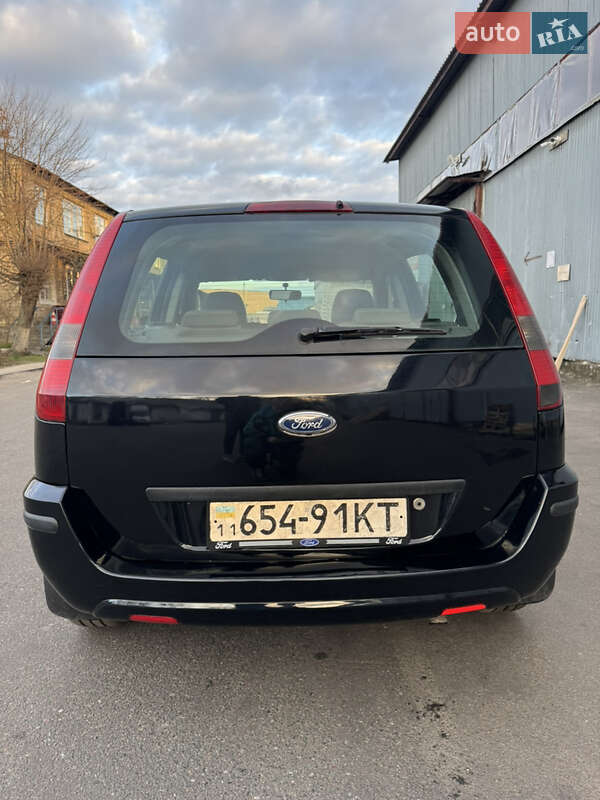 Хэтчбек Ford Fusion 2003 в Киеве