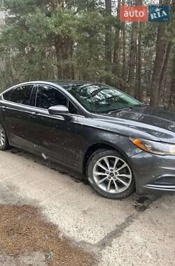 Седан Ford Fusion 2016 в 