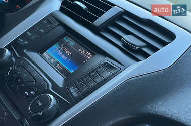 Седан Ford Fusion 2013 в 