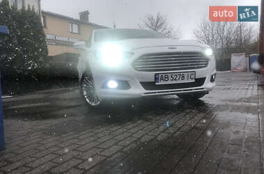 Седан Ford Fusion 2013 в 
