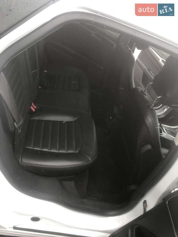 Седан Ford Fusion 2013 в Вінниці