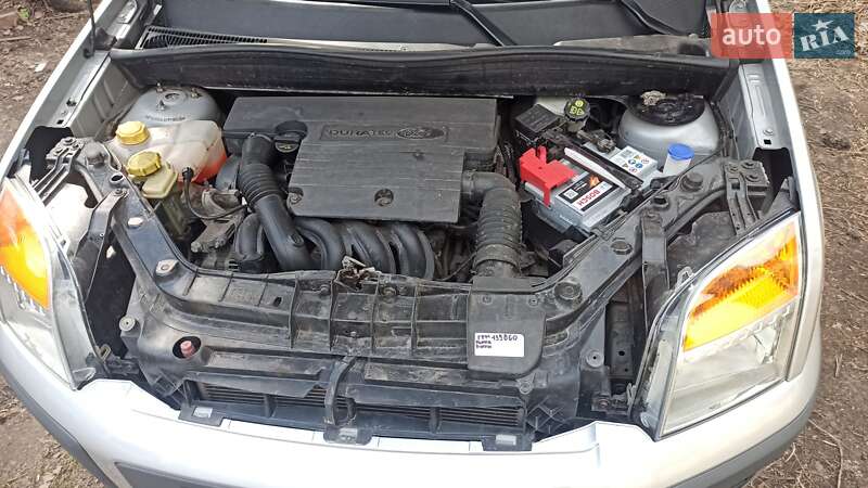 Хэтчбек Ford Fusion 2007 в Виннице