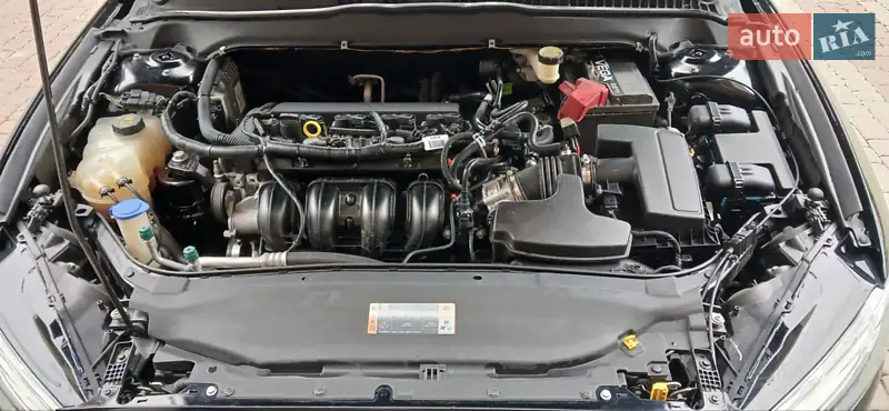 Седан Ford Fusion 2017 в 