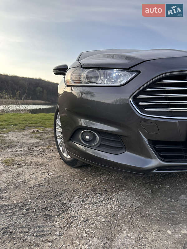 Седан Ford Fusion 2016 в Тернополе