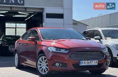 Седан Ford Fusion 2014 в 