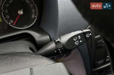 Хэтчбек Ford Fusion 2011 в 