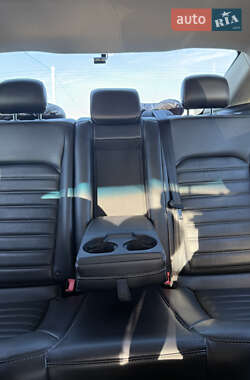 Седан Ford Fusion 2017 в 