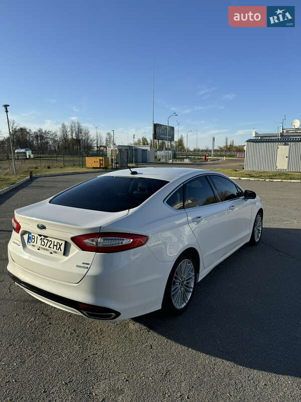 Седан Ford Fusion 2013 в Києві