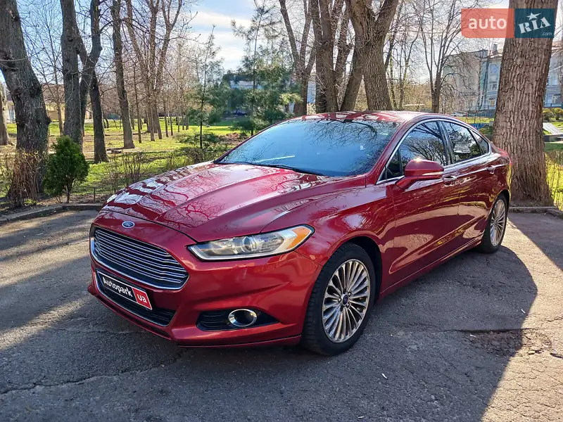 Седан Ford Fusion 2015 в 