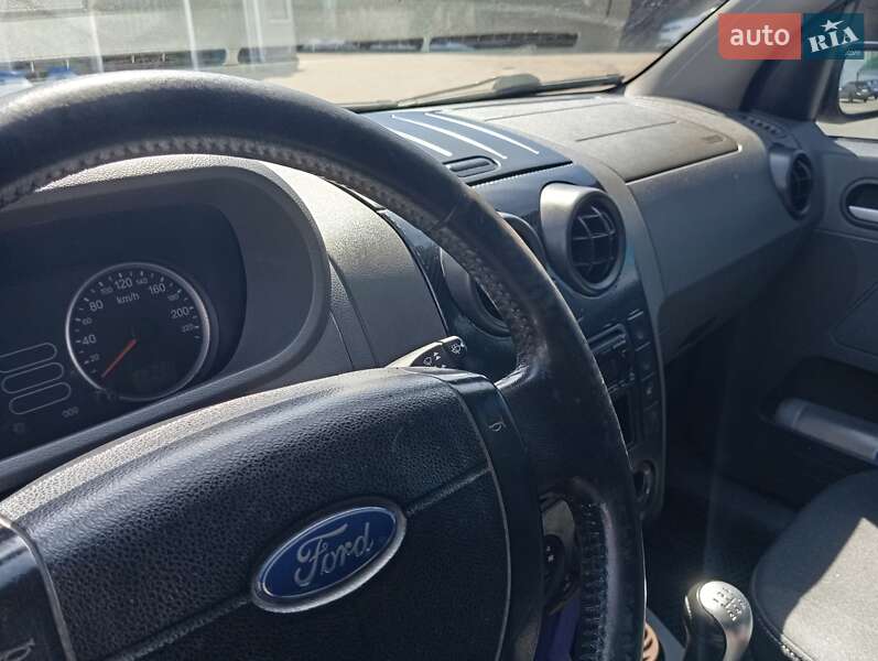 Хэтчбек Ford Fusion 2004 в Николаеве фото 13 Хэтчбек Ford Fusion 2004 в Николаеве