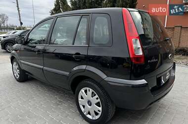 Хетчбек Ford Fusion 2010 в 